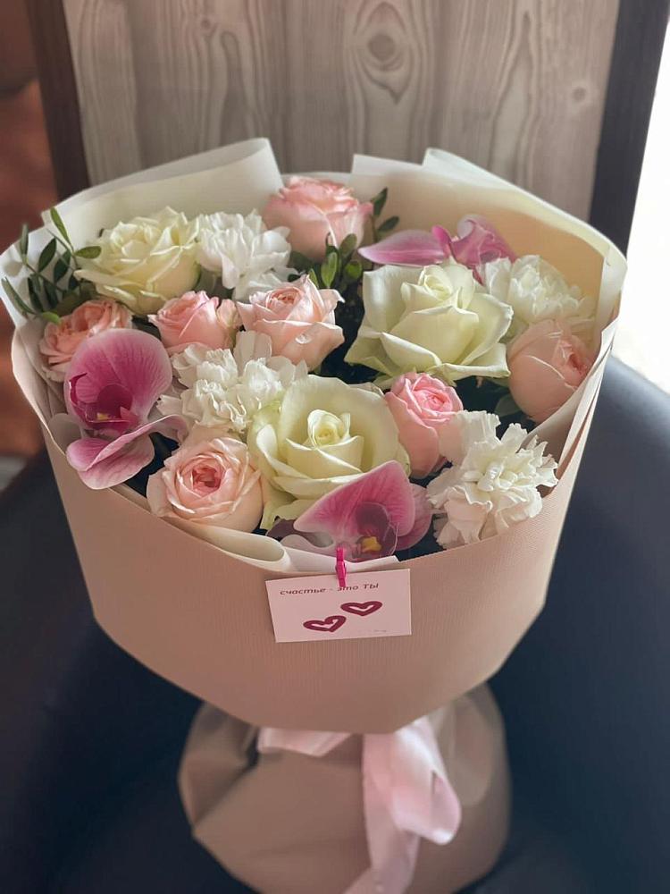 Букет цветов из: Орхидеи, Розы и Гвоздики в Дор