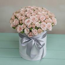 Цветочная композиция из Розы в шляпной коробке в Дор