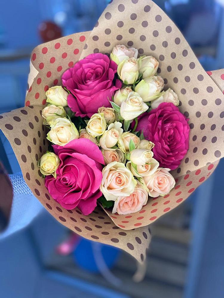 Букет цветов из: Розы в Дор