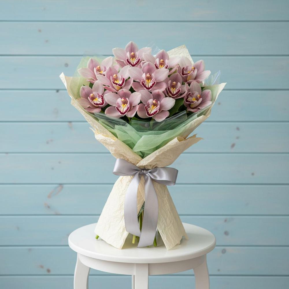 Букет цветов из: Орхидеи и Розы в Дор