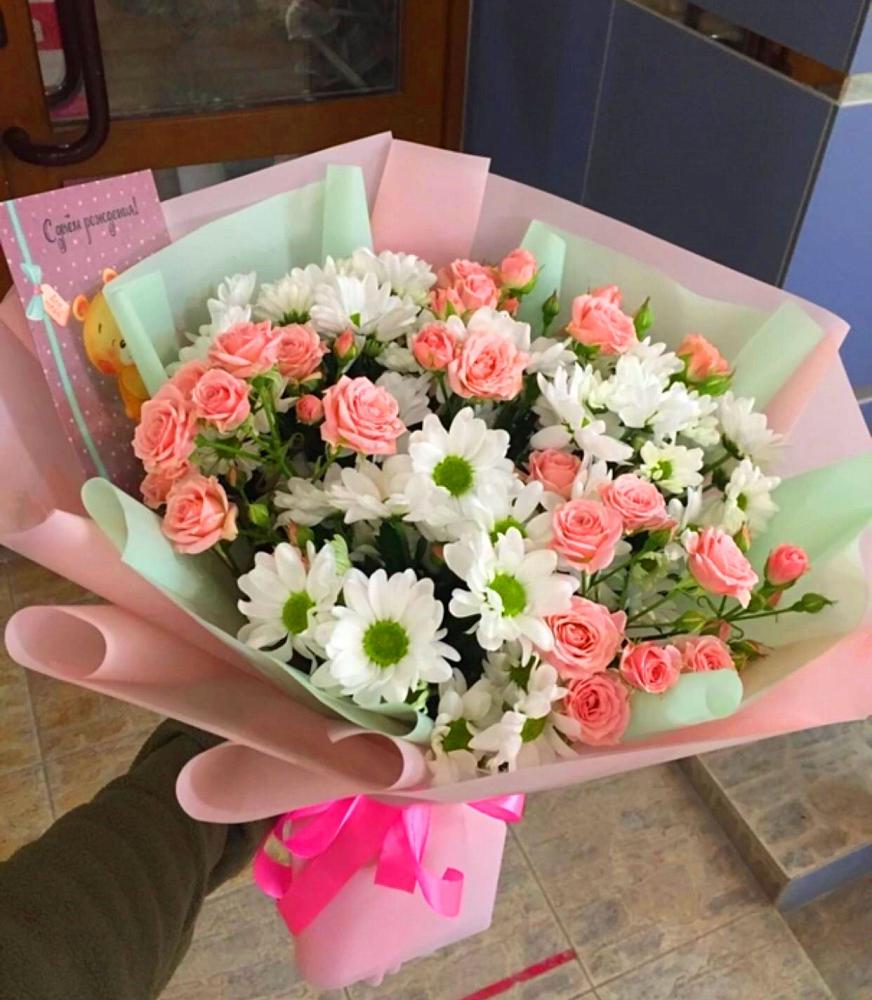 Букет цветов из: Розы и Хризантемы в Дор