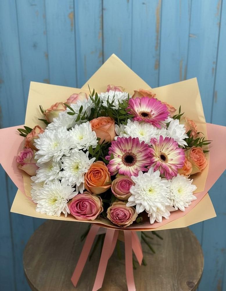 Букет цветов из: Розы, Герберы и Хризантемы в Дор