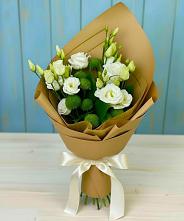 Букет цветов из:  Хризантемы и Лизиантусы #REPLACE_PRED# Дор