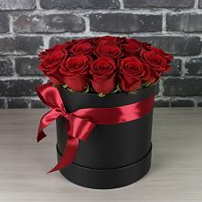 Цветочная композиция из Розы в шляпной коробке в Дор