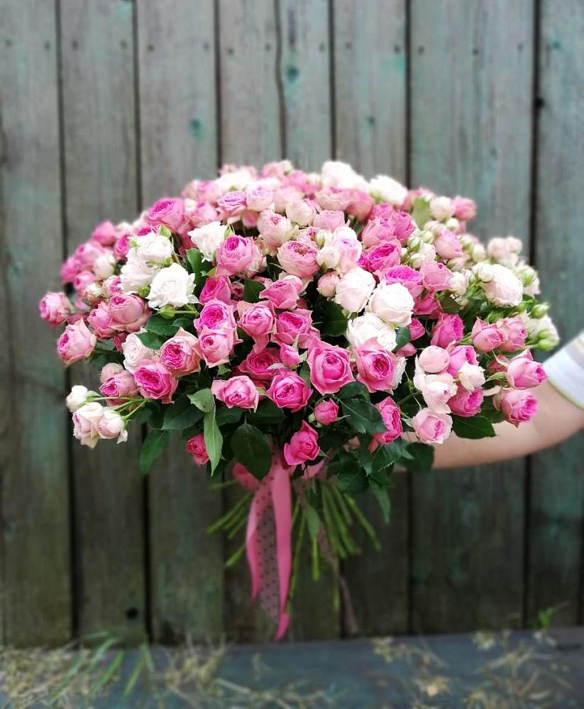 Букет Розовые кустовые розы Натали и Лав Лидия в Дор