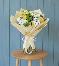 Букет цветов из:  Хризантемы и Розы в Дор