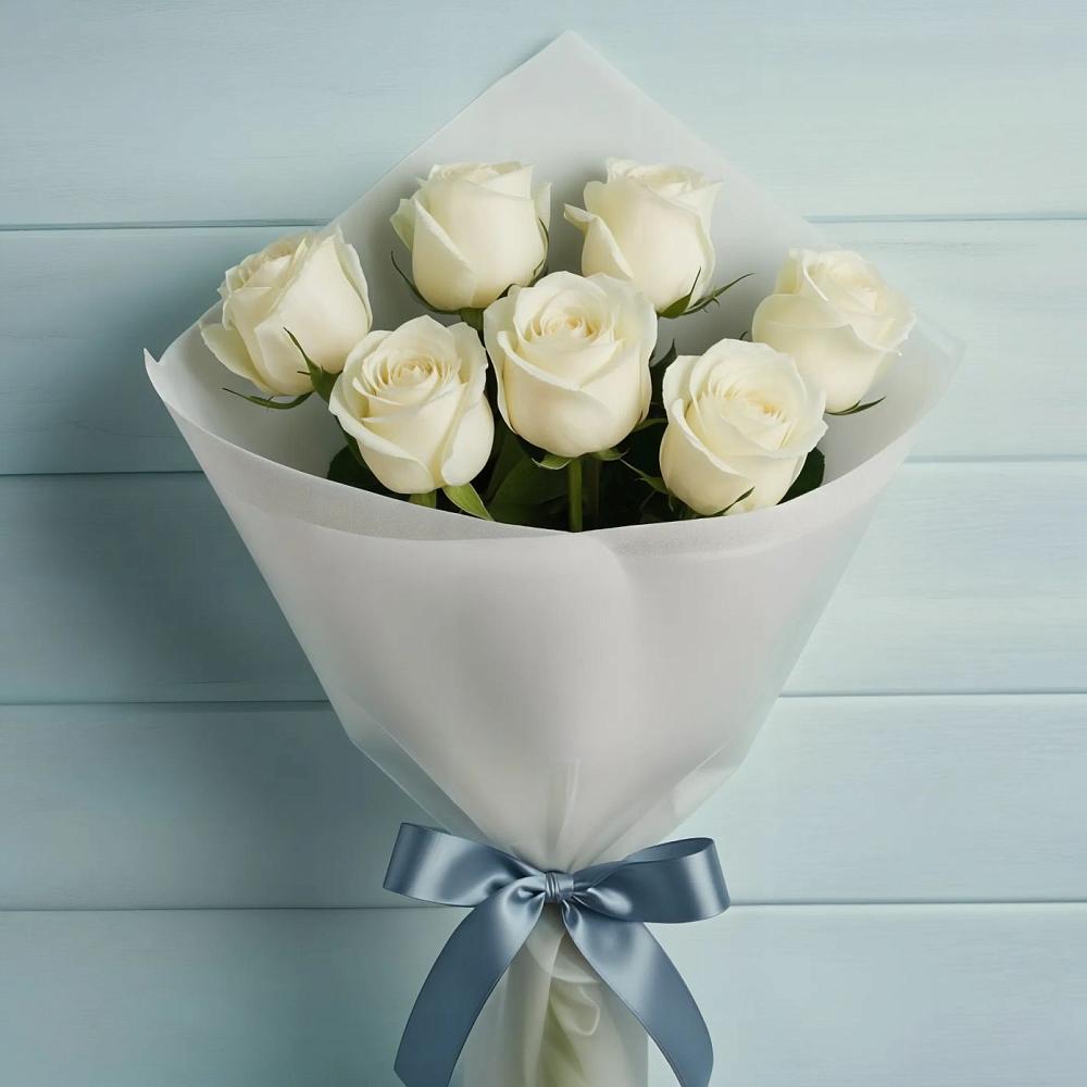 Букет 7 Белых роз Эдлесс Лав в Дор